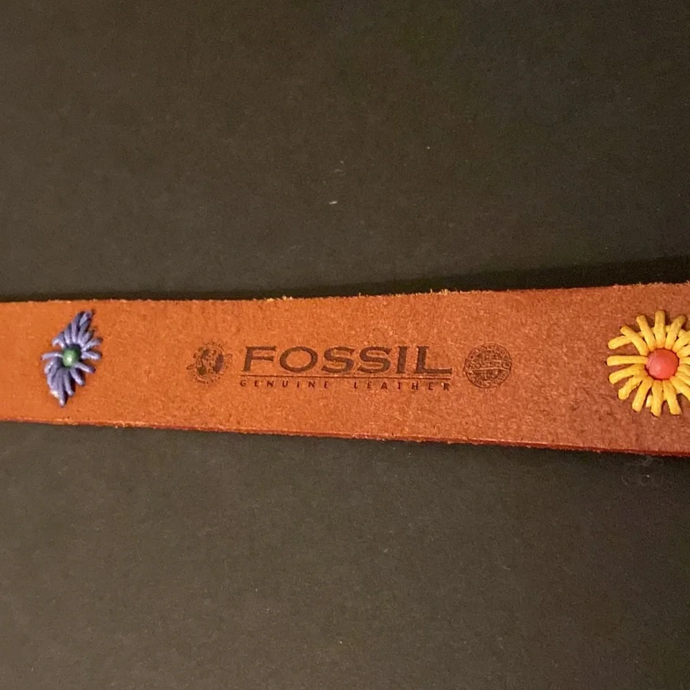 Fossil brown leather belt with embroidery - Picture 7 of 8